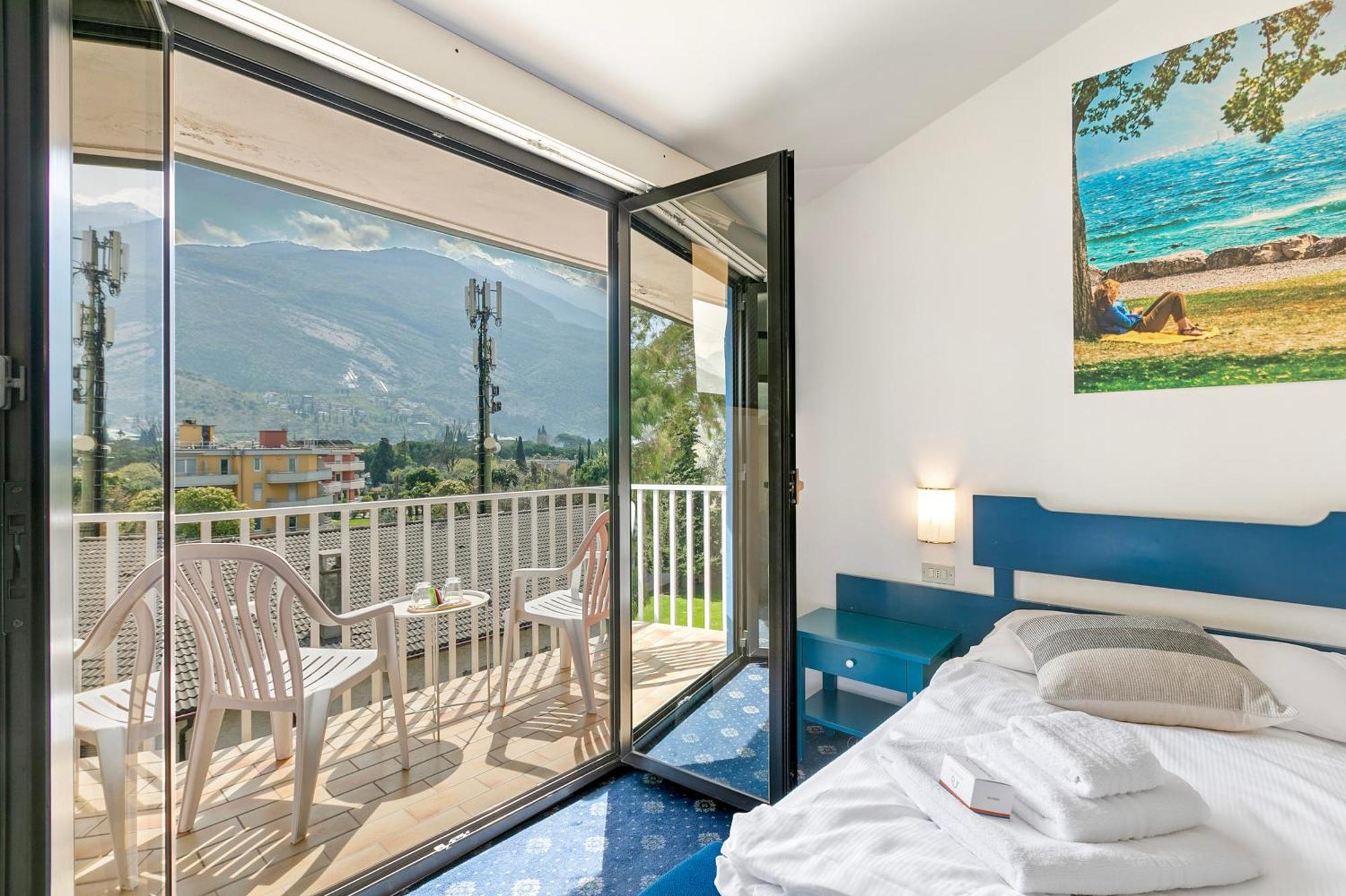 Bike & Wind Hotel Villa Maria Torbole Sul Garda Zewnętrze zdjęcie