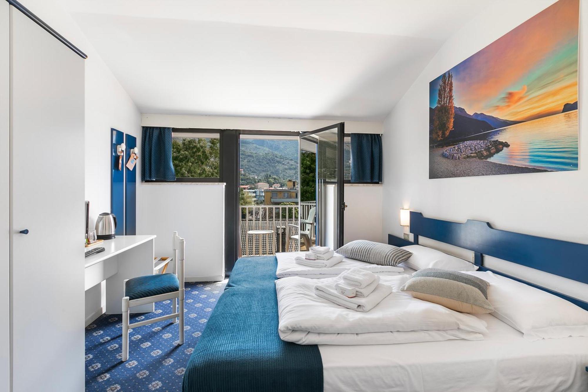 Bike & Wind Hotel Villa Maria Torbole Sul Garda Zewnętrze zdjęcie