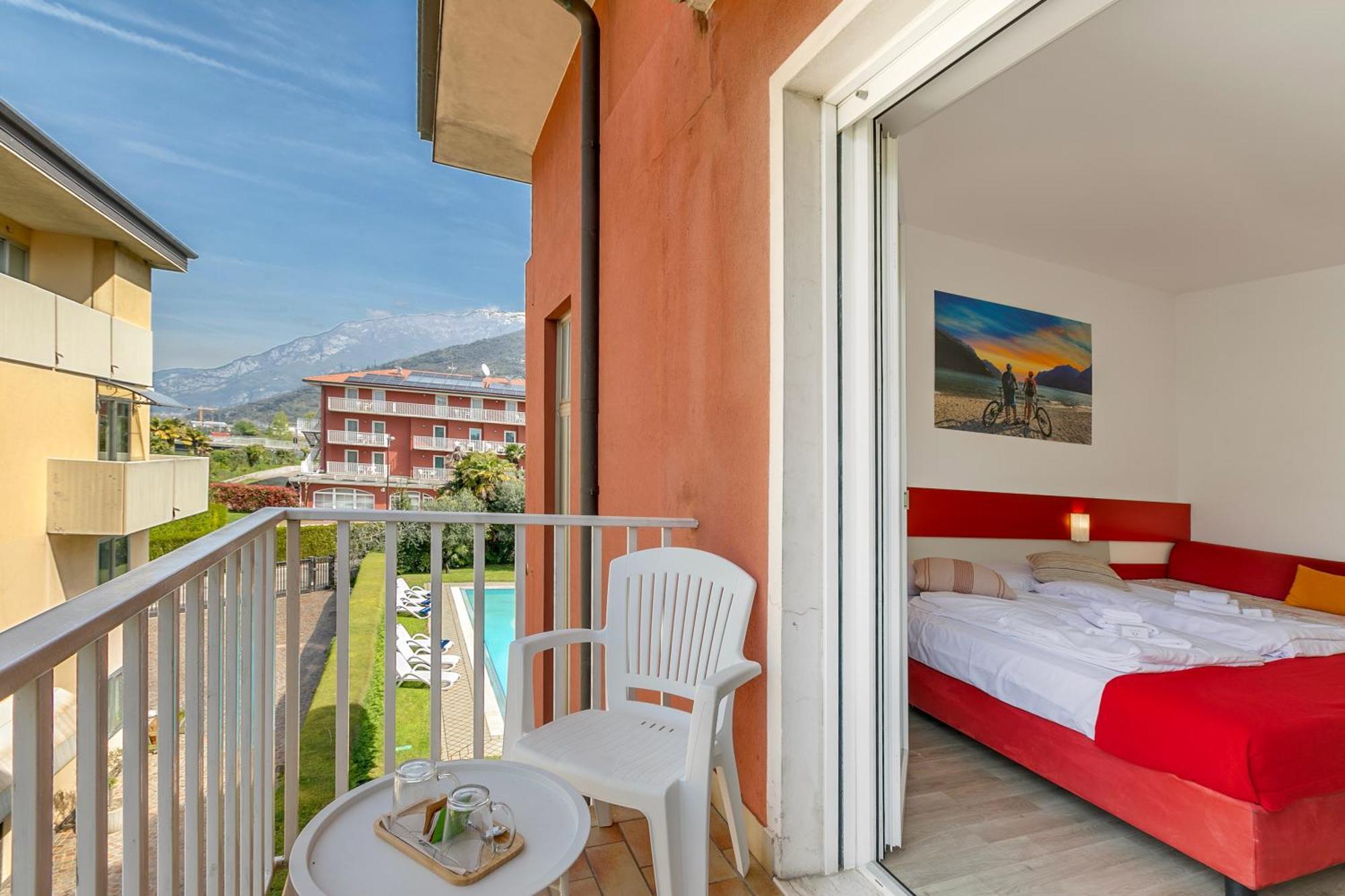 Bike & Wind Hotel Villa Maria Torbole Sul Garda Zewnętrze zdjęcie