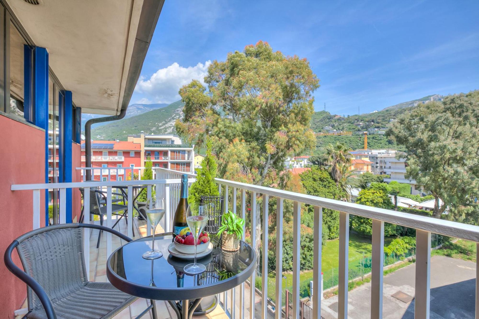 Bike & Wind Hotel Villa Maria Torbole Sul Garda Zewnętrze zdjęcie